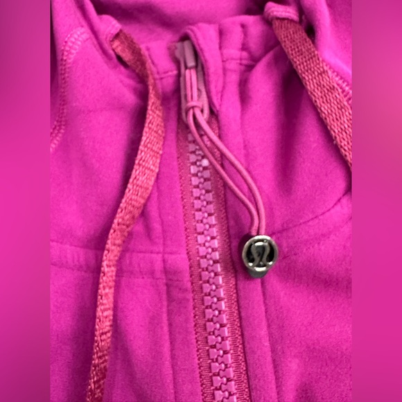 Lululemon Hooded Define Jacket Zip Front Logo Fuschia Women Sz 8 - Picture 8 of 15